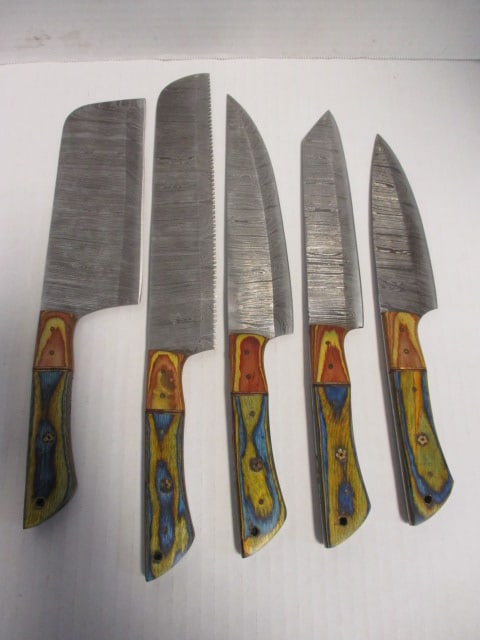 5 Piece Damascus Steel Kitchen Knife Set: .