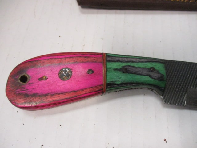Fixed Blade with Hammered Style & Colorful Wood Handle - 3