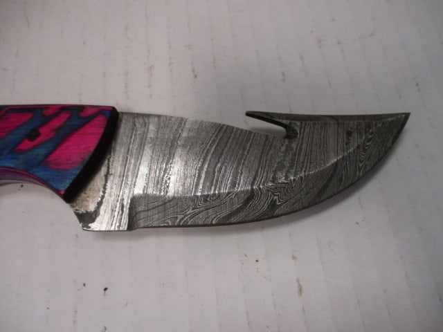 Fixed Damascus Steel Blade with Gut Hook & Wood Handle - 2