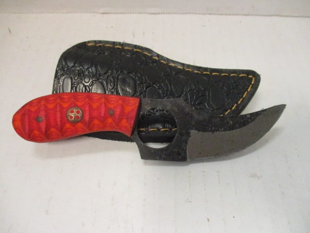 Compact Fixed Blade Finger-Hole Skinner Knife with Wood Handle: .