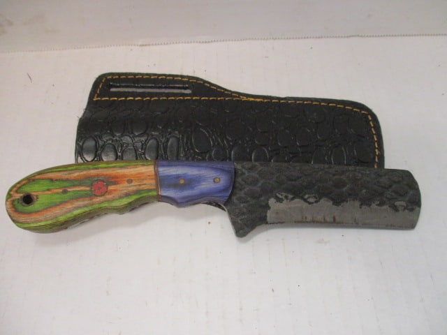 Fixed Blade Knife with Hammered Style Blade & Wood Handle: .