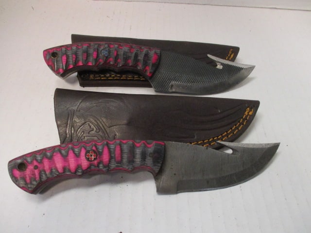 Set of Fixed Hammered Style Blades with Gut Hook & Wood Handles: .