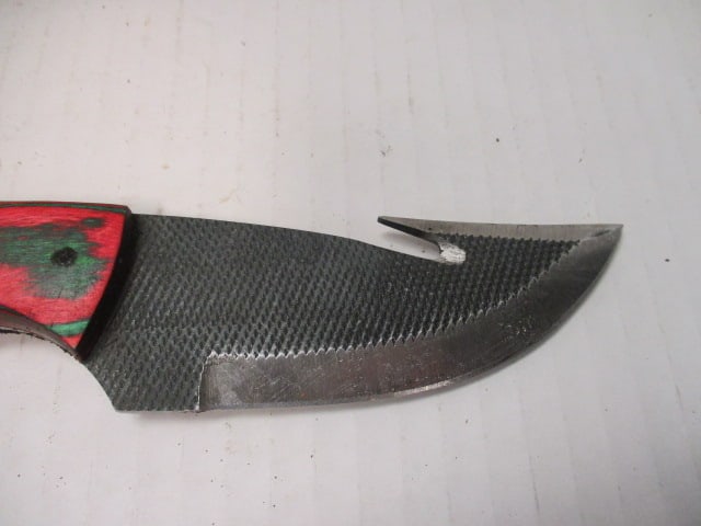 Fixed Blade with Hammered Look, Half Wood/Half Resin Handle & Gut Hook - 2