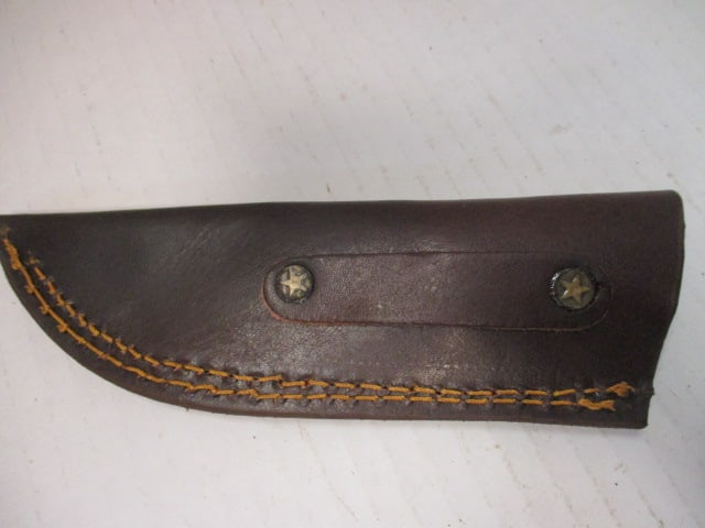 Fixed Blade with Hammered Look, Half Wood/Half Resin Handle & Gut Hook - 7