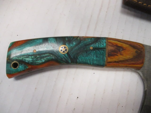Damascus Steel Blade with Resin & Wood Accented Handle - 3