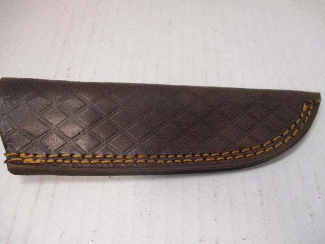 Fixed Blade Skinning Knife with Two-Tone Wood Handle - 6