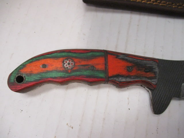 Fixed Textured Blade Skinning Knife with Two-Tone Wood Handle - 3