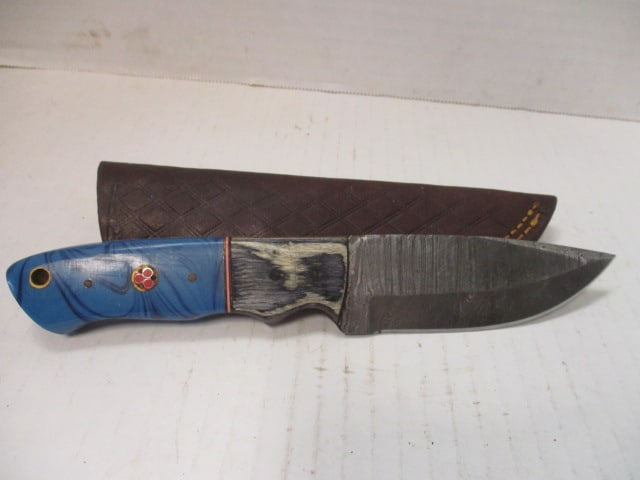 Damascus Steel Fixed Blade Skinning Knife with Resin/Wood Handle: .