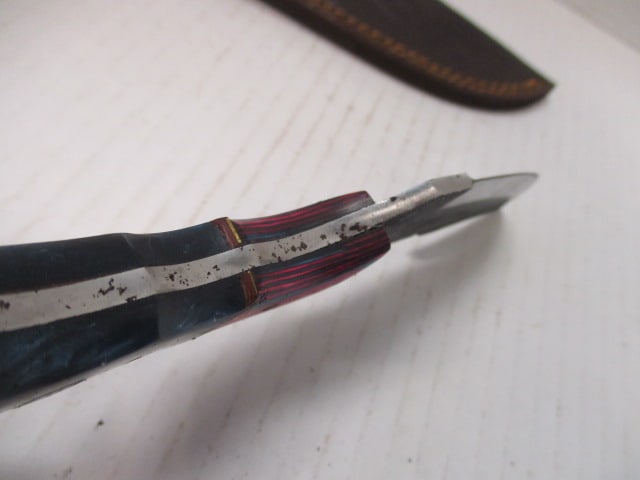 Fixed Textured Blade with Gut Hook & Resin/Wood Handle - 5