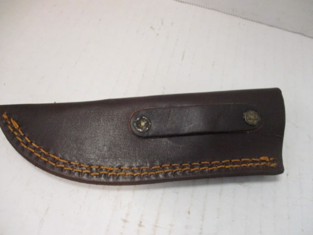 Fixed Textured Blade with Gut Hook & Resin/Wood Handle - 7