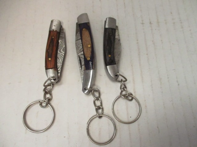 Lot of 3 Damascus Steel Keychain Knives with Colored Wood Handles: .