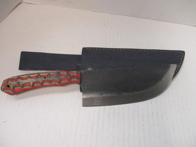 Large Textured Fixed Blade with Wood Handle: .