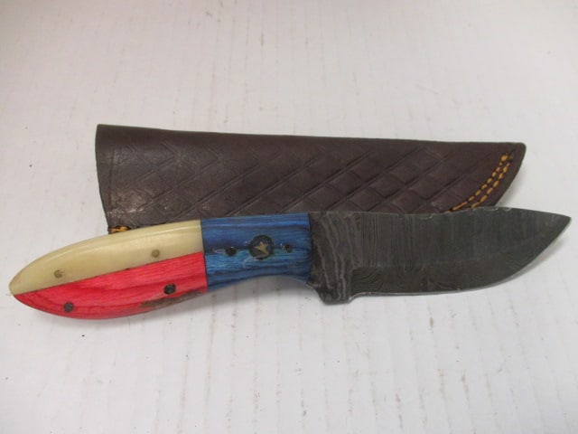 Fixed Damascus Steel Blade with American Flag Style Handle: .