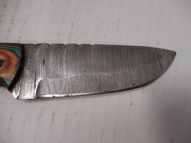 Damascus Steel Skinning Knife with Wood Handle - 2