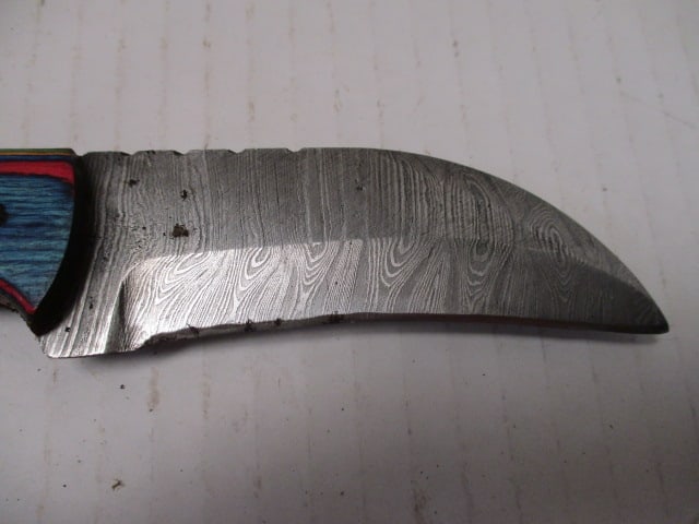 Curved Damascus Steel Blade with Two-Tone Wood Handle - 2