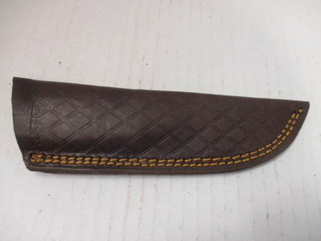 Curved Damascus Steel Blade with Two-Tone Wood Handle - 6