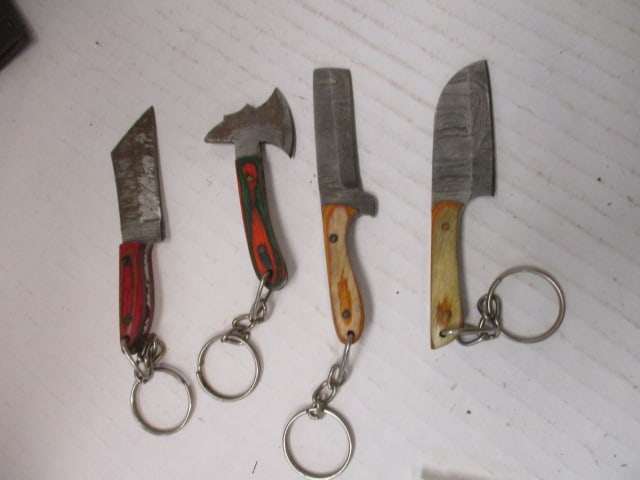 Lot of 4 Damascus Steel Fixed Blade Keychain/Necklace Knives - 2