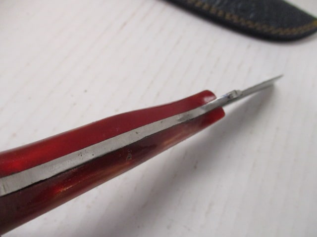 Textured Fixed Blade Skinning Knife with Resin Handle - 5