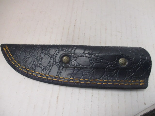 Textured Fixed Blade Skinning Knife with Resin Handle - 7