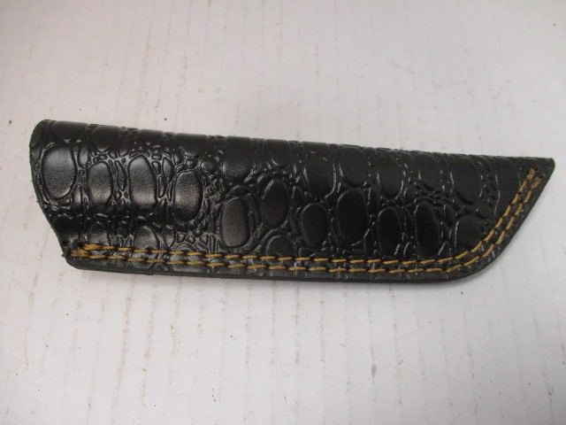 Damascus Steel Fixed Blade with Two-Tone Wood Handle - 6