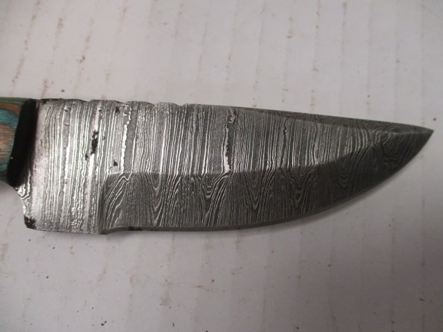 Damascus Steel Skinning Knife with Two-Tone Wood Handle - 2