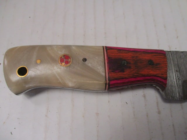 Damascus Steel Fixed Blade with Resin/Wood Handle - 3