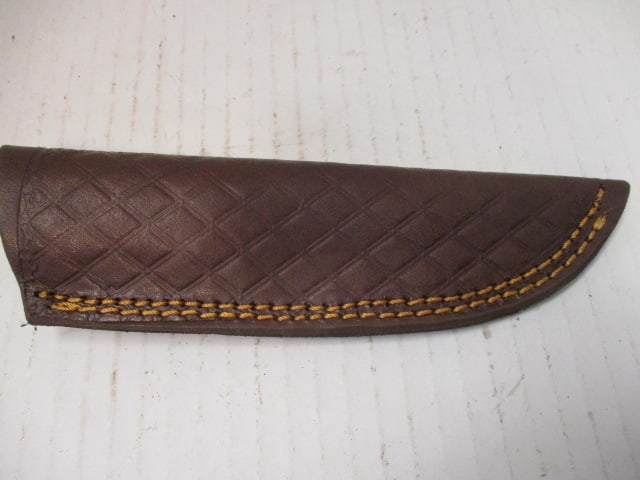 Damascus Steel Fixed Blade with Resin/Wood Handle - 6