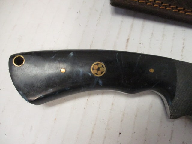 Textured Curved Fixed Blade with Resin Handle - 3