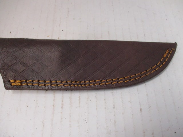 Textured Skinning Knife with Two-Tone Wood Handle - 6