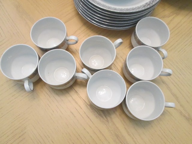 50 Pieces of Winterling Schwarzenbach Bavaria Germany Platinum Scroll Band China - 7