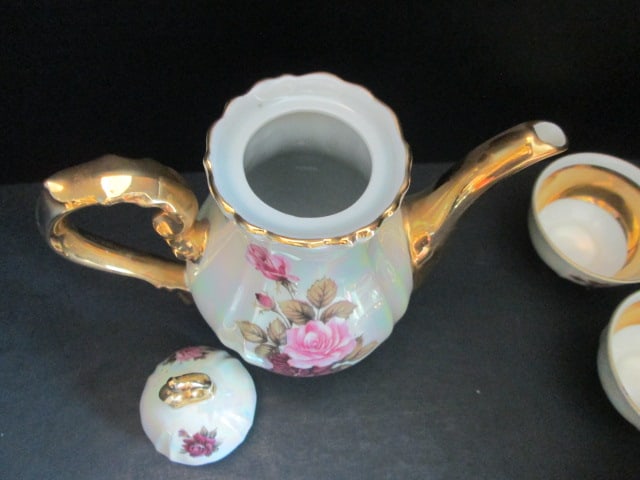 Vintage P.T. Tirschenreuth Bavaria German Porcelain Tea Set with Pearlescent Luster Finish - 14