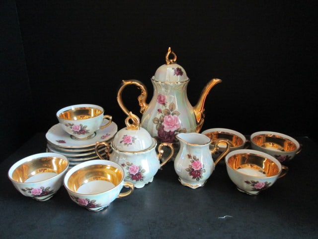 Vintage P.T. Tirschenreuth Bavaria German Porcelain Tea Set with Pearlescent Luster Finish (1 of 14)
