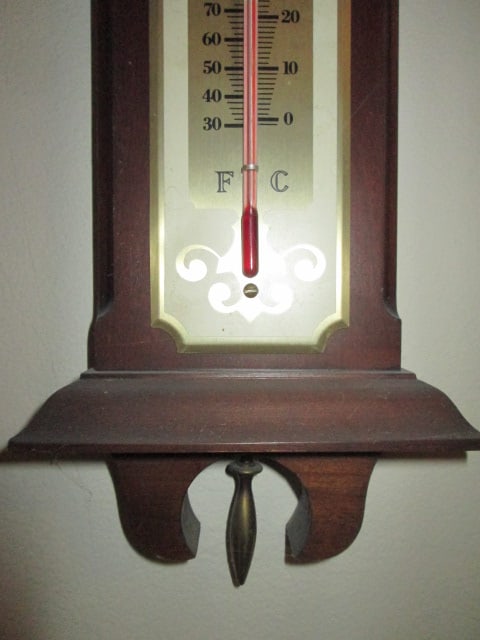 Taylor Traditional Style Wood Weather Station - 2
