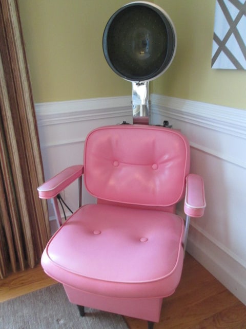 Retro Belvedere Products Model 810 Pink First Lady Hood Hair Dryer: 26"w, Model 810 Serial #51026761, powers on and works, Local Pickup Only