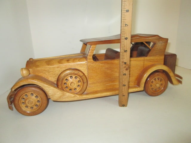 Leonard Signed Oak Tree Crafts Hand Crafted Sedan Touring Car - 5