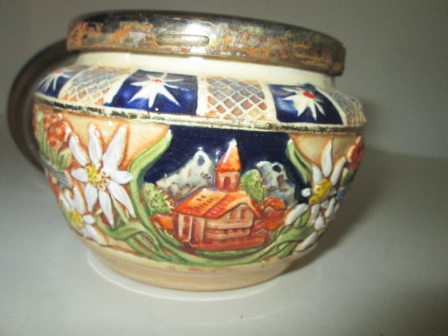 Vintage German Handpainted Stoneware Push Button Smokeless Ashtray - 4
