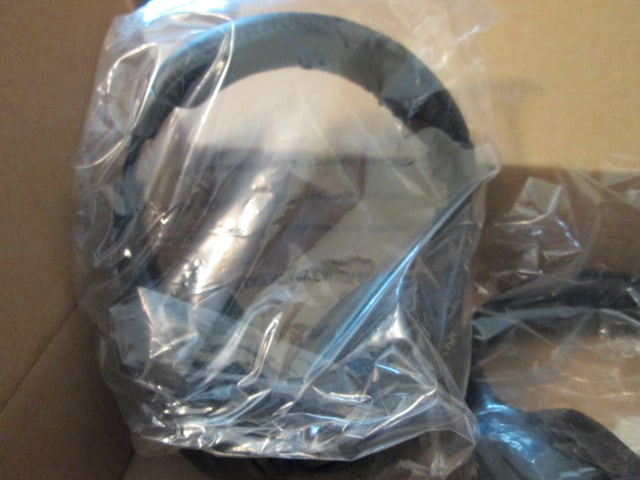 New Old Stock myZone Wireless TV Headphones - 4