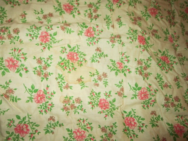 Vintage Hand Sewn Polyester Pieced Scrap Quilt - 4