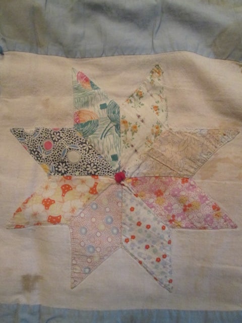 Antique Hand Stitched Pinwheel Pattern Quilt - 4