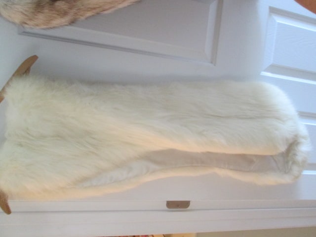 Vintage Ivory/Cream Fur Shoulder Wrap Stole (1 of 3)