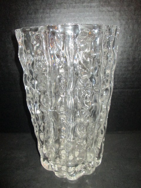 Mikasa "Frostfire" Vase: 9 1/2"h, has tag on bottom