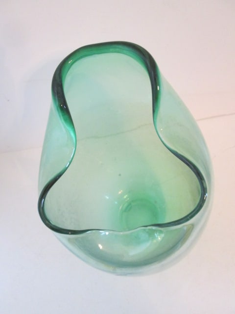 Free Form Green Art Glass Handkerchief Vase - 2