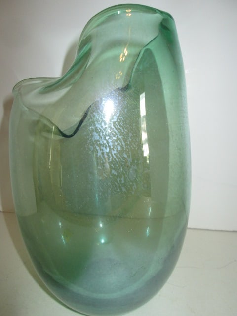 Free Form Green Art Glass Handkerchief Vase - 3