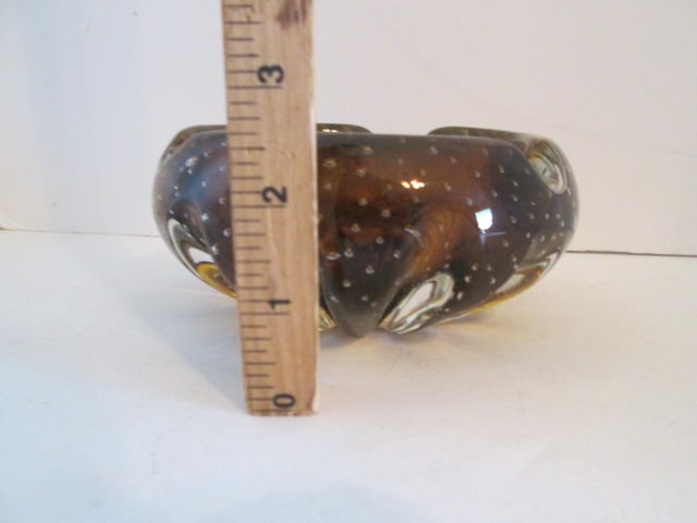 Midcentury Brown Art Glass Optic Ashtray with Controlled Bubbles - 4