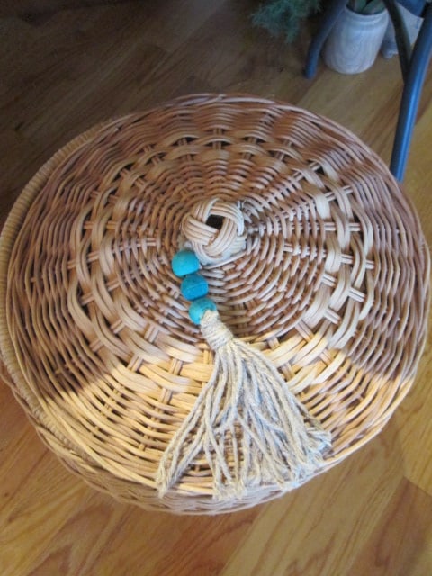 Lidded Woven Hamper/Blanket Basket with Beaded Tassel Woven Lover's Knot Finial - 2