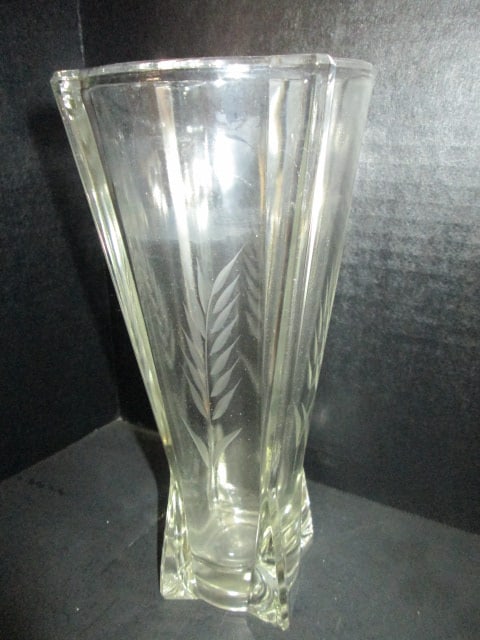 Five Porcelain and Glass Vases - 9