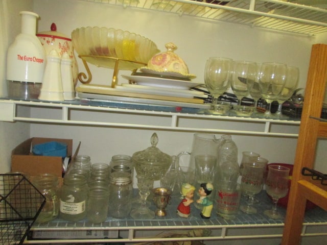 Pantry Contents-Plastic Ware, Mugs, Cabinet Organizers, Waste Baskets, Glass Ware, etc. - 4