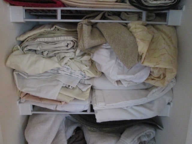 Linen Closet Contents-Sheets, Bedspreads, Towels, Mattress Pad, etc. - 4