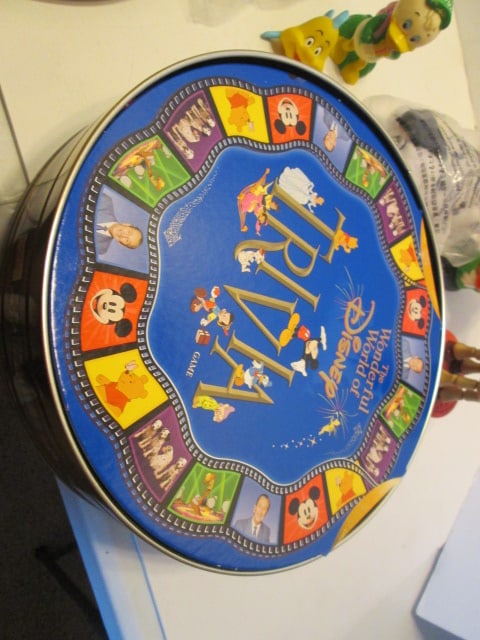 The Wonderful World of Disney Trivia Game, 1976 Pull String Talking Mickey Mouse, - 3