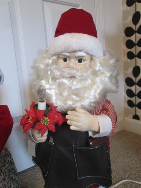 Electric Animated Santa and Mrs. Claus Dolls - 2